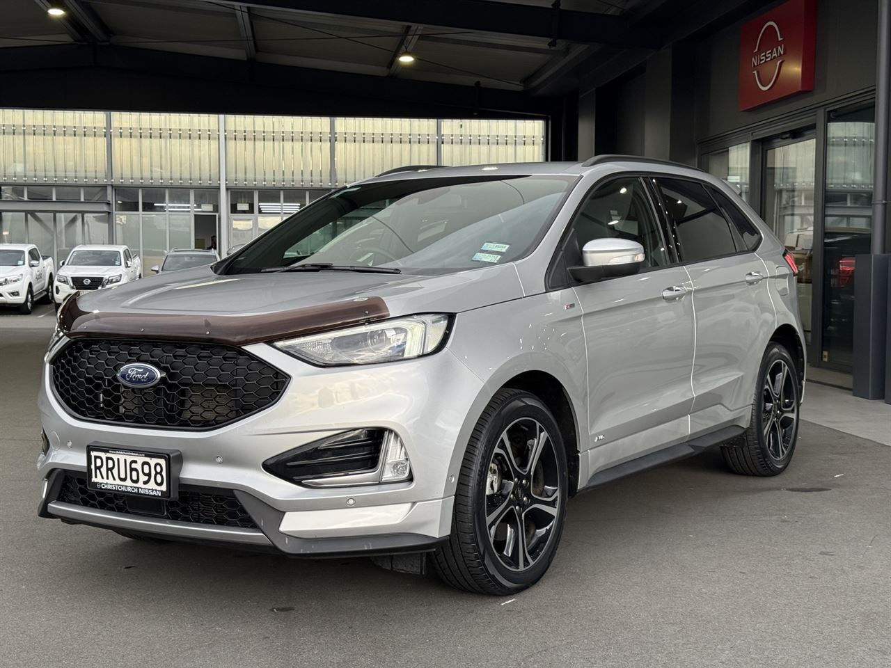Vehicle image 3