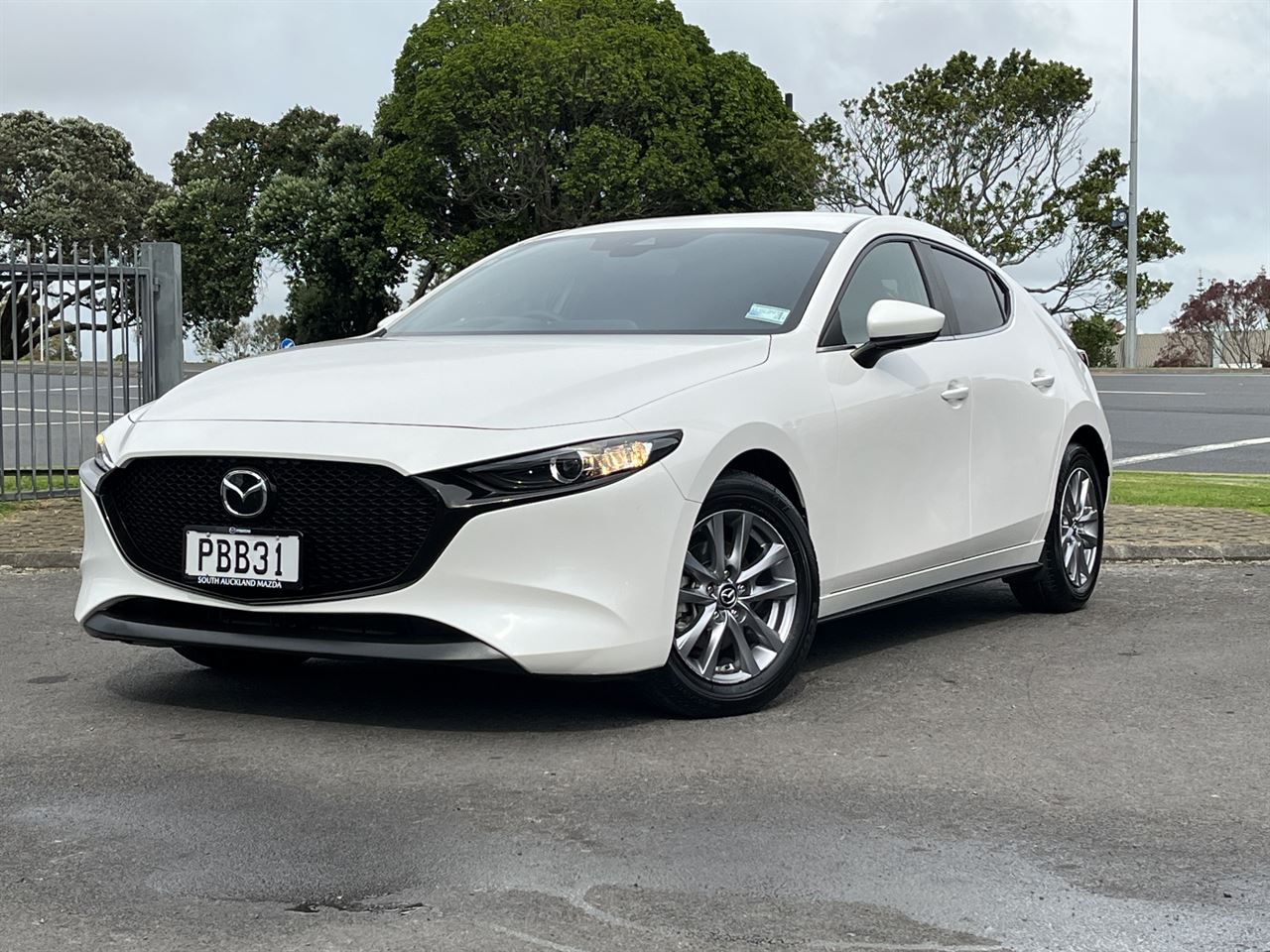 Vehicle image 1