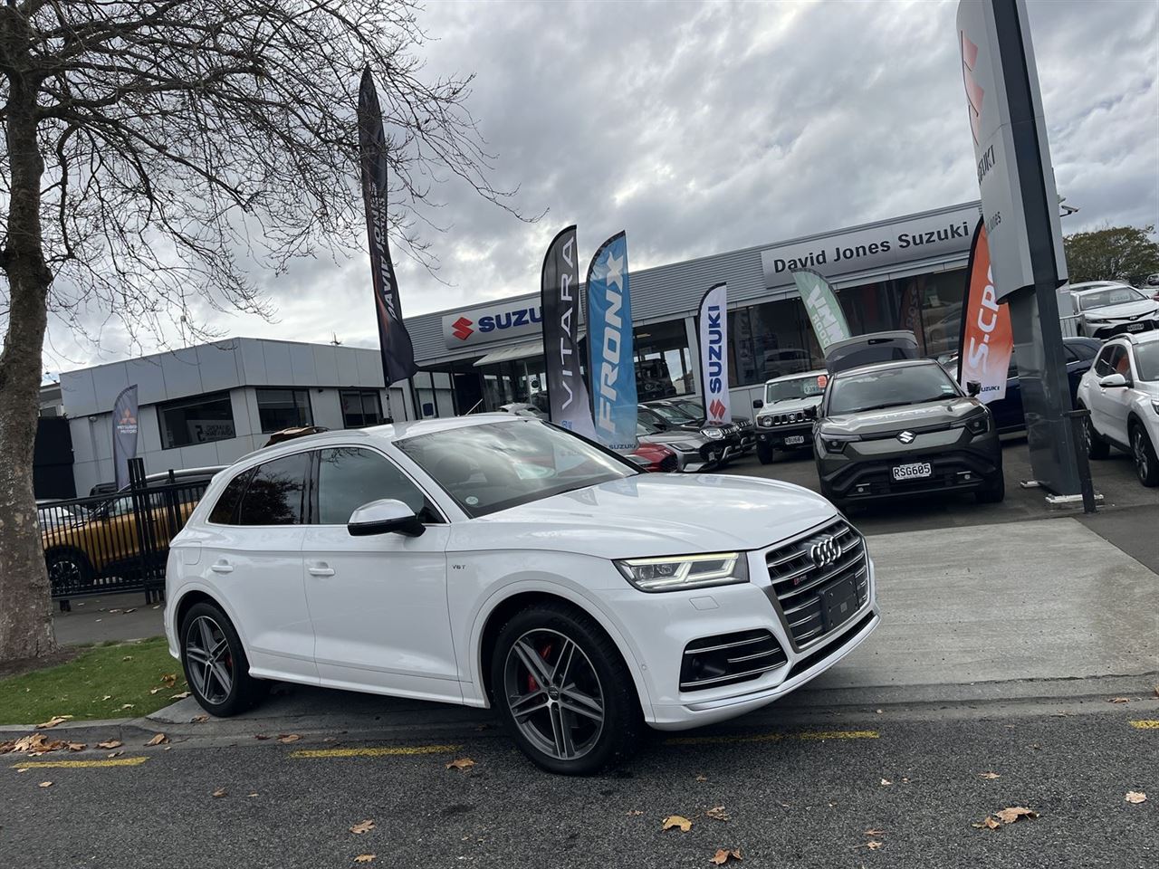 Vehicle image 1
