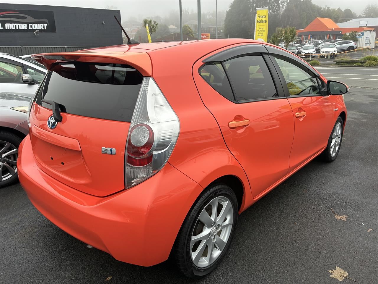 Vehicle image 3