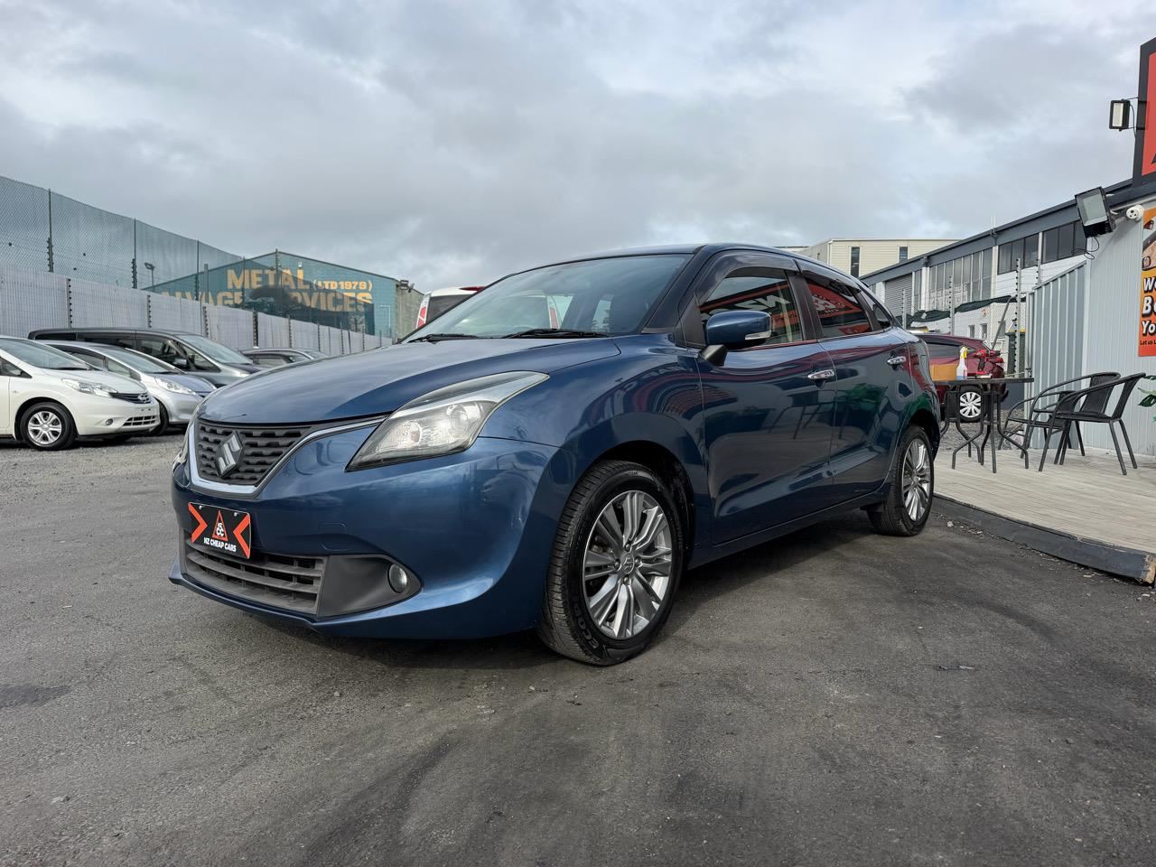 Vehicle image 3