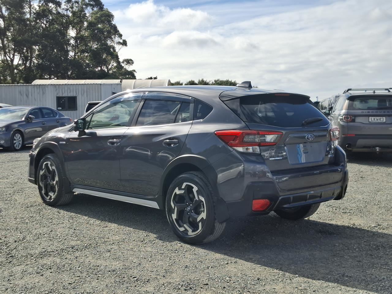 Vehicle image 5