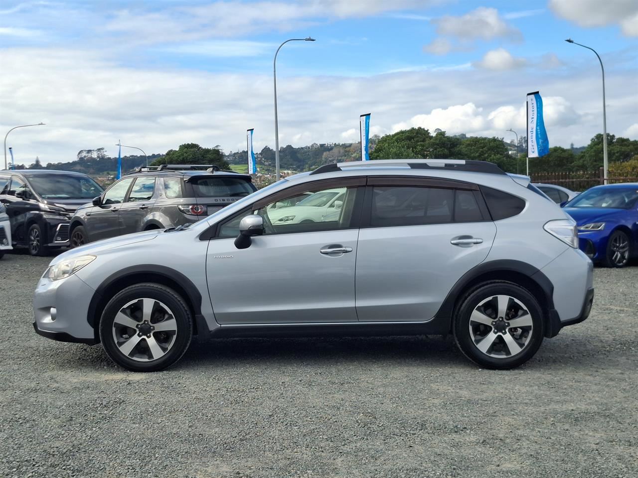 Vehicle image 4