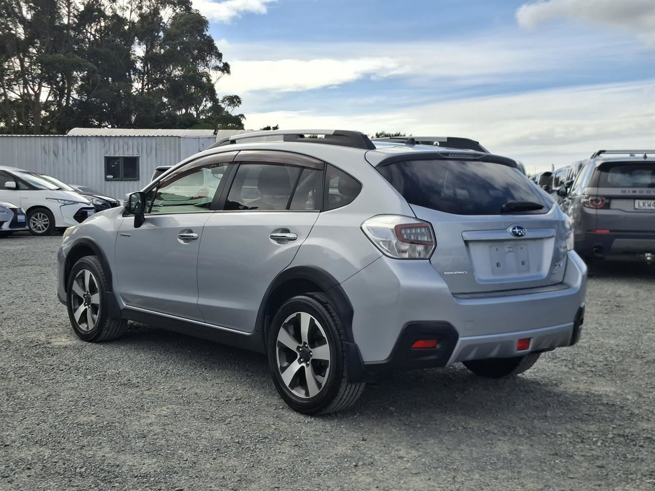 Vehicle image 5