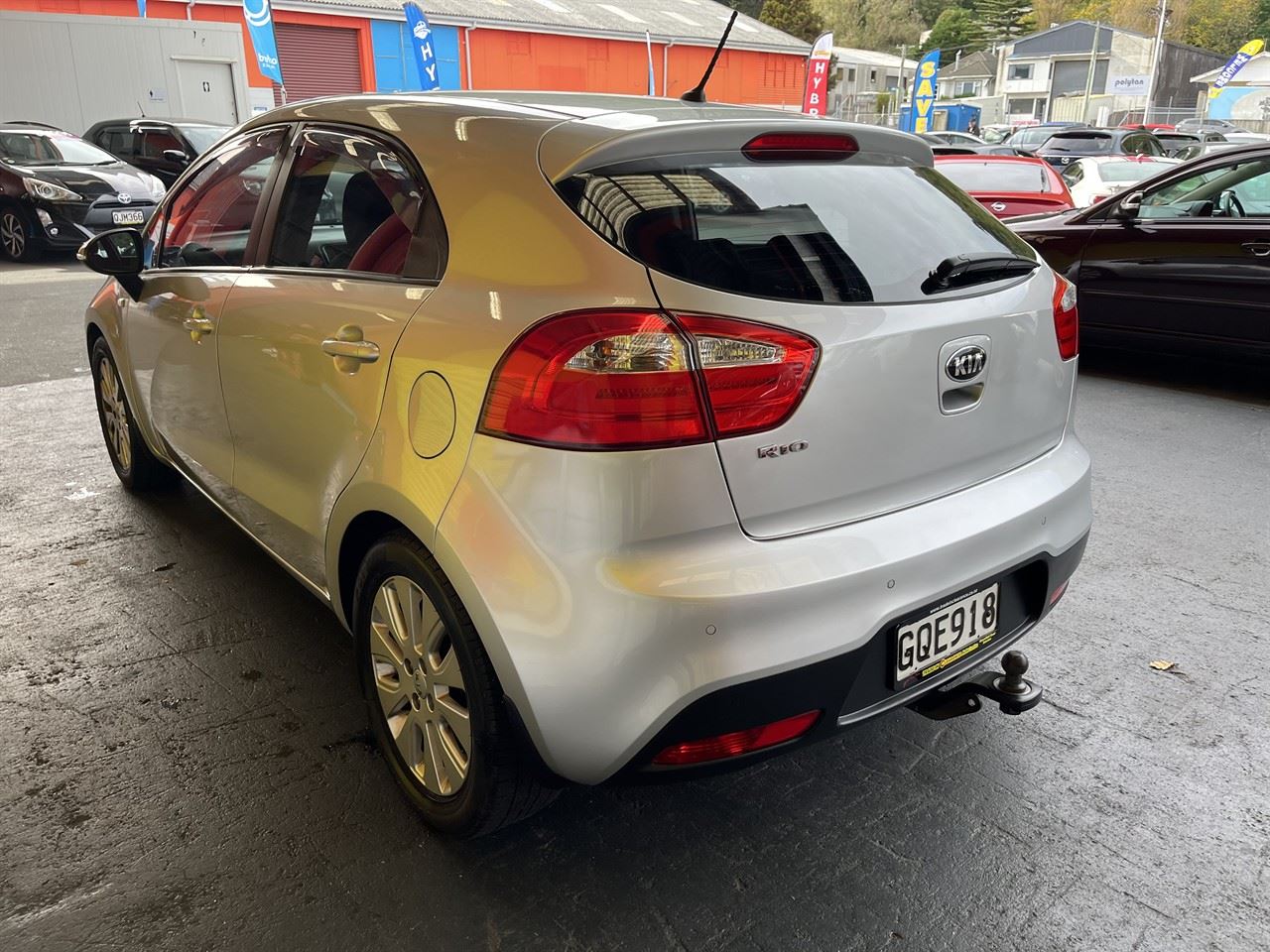 Vehicle image 4