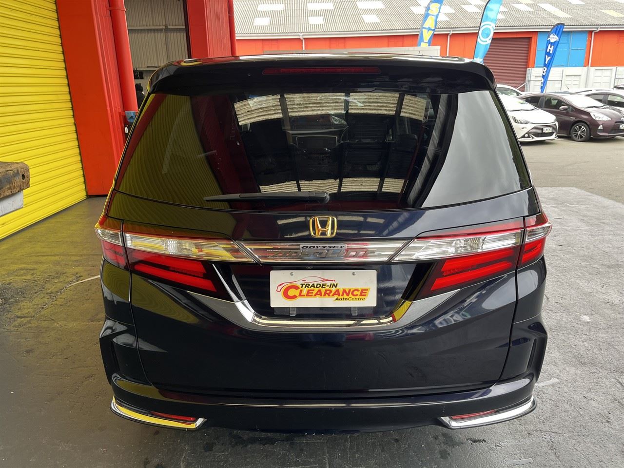 Vehicle image 5