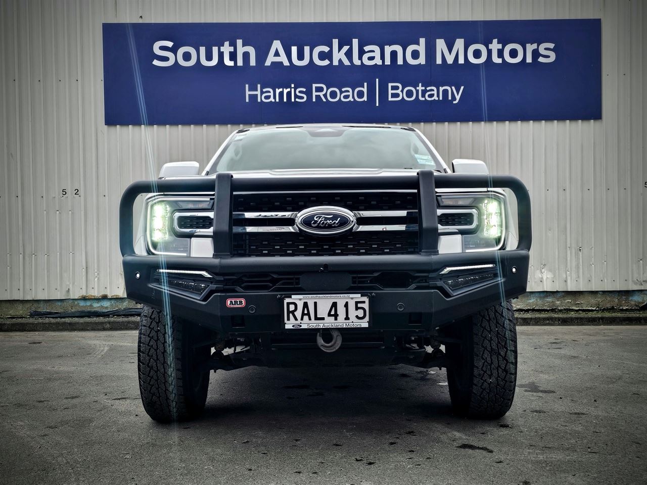 Vehicle image 5