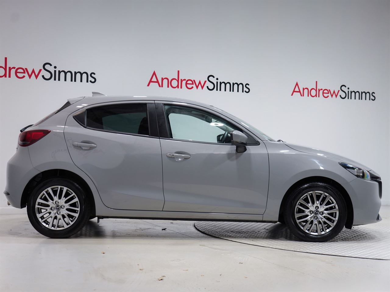 Vehicle image 3