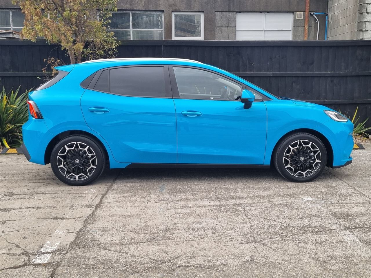 Vehicle image 2