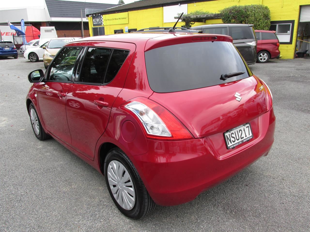 Vehicle image 4