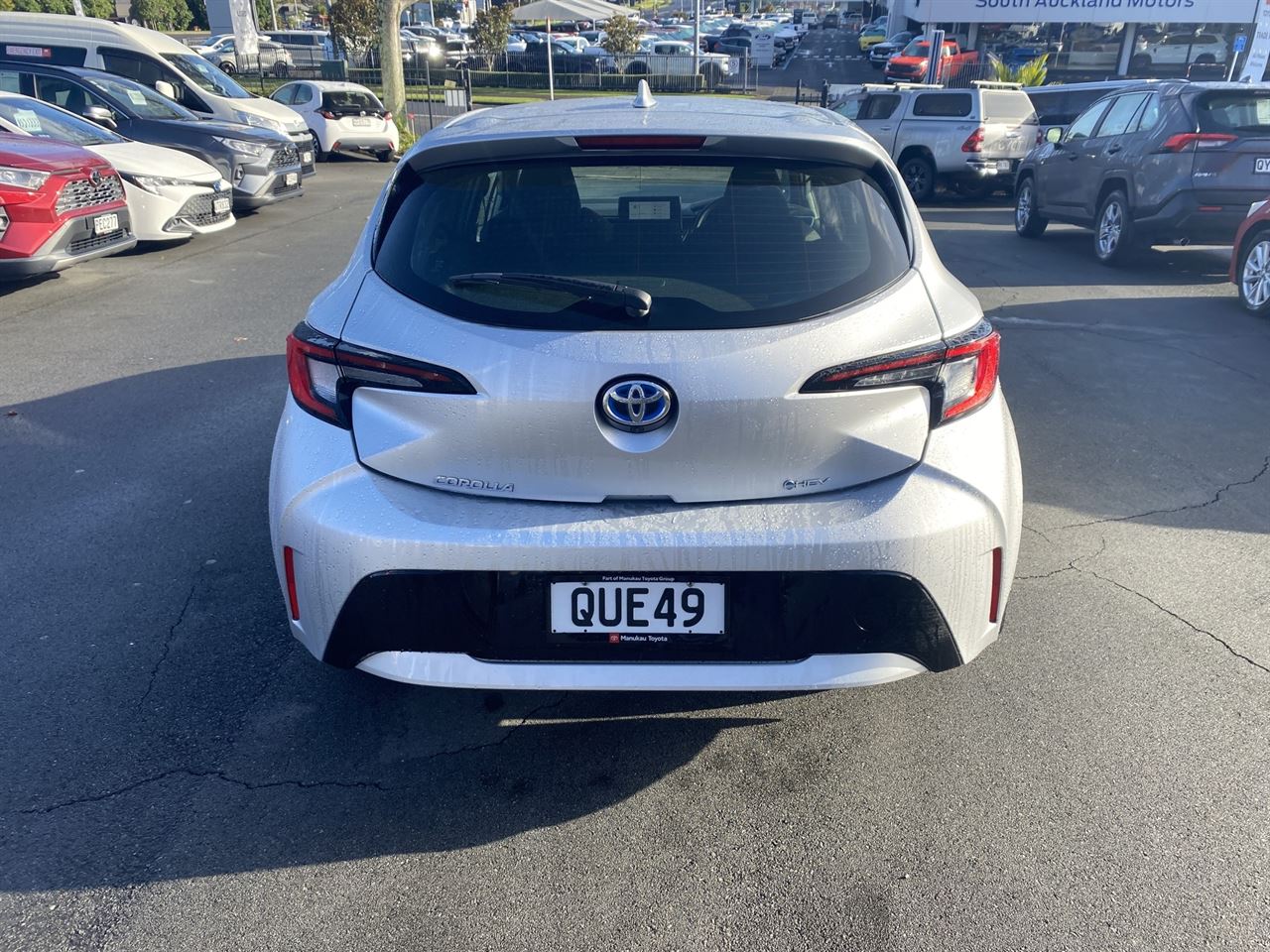 Vehicle image 4