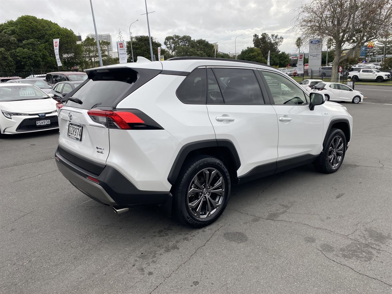 Vehicle image 2