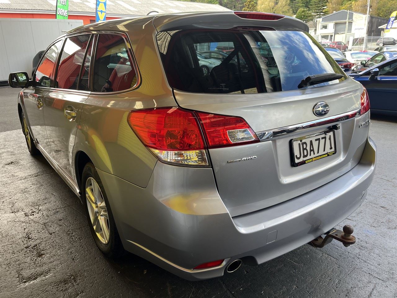 Vehicle image 4