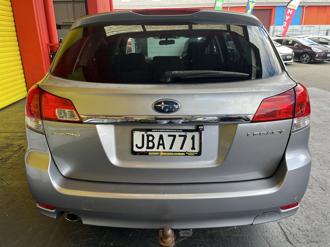 Vehicle image 5