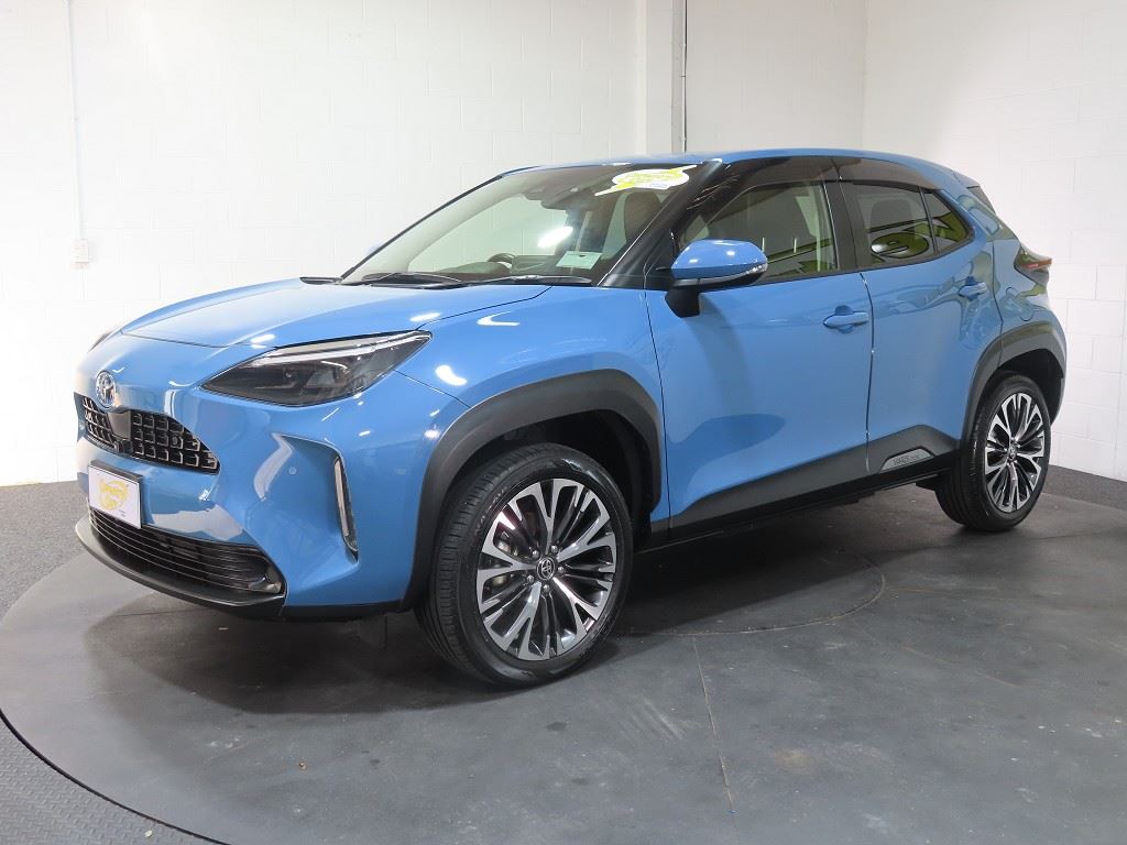 Vehicle image 3