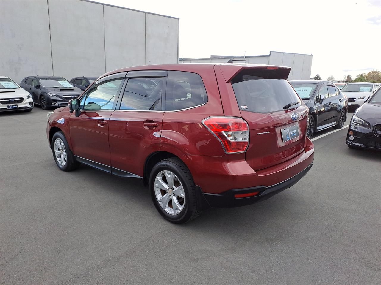 Vehicle image 5