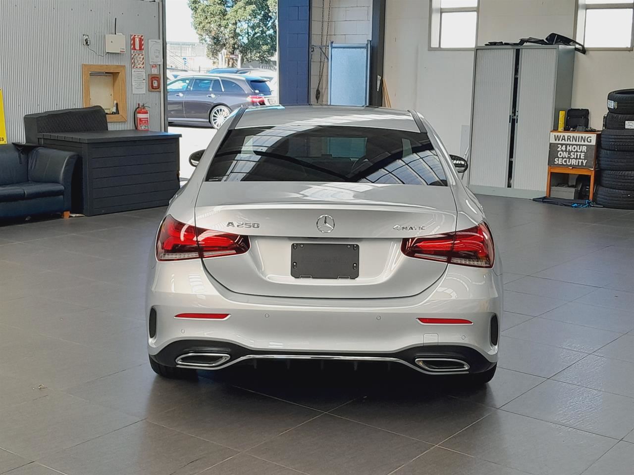 Vehicle image 5