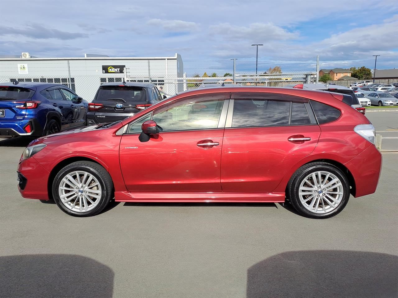 Vehicle image 4