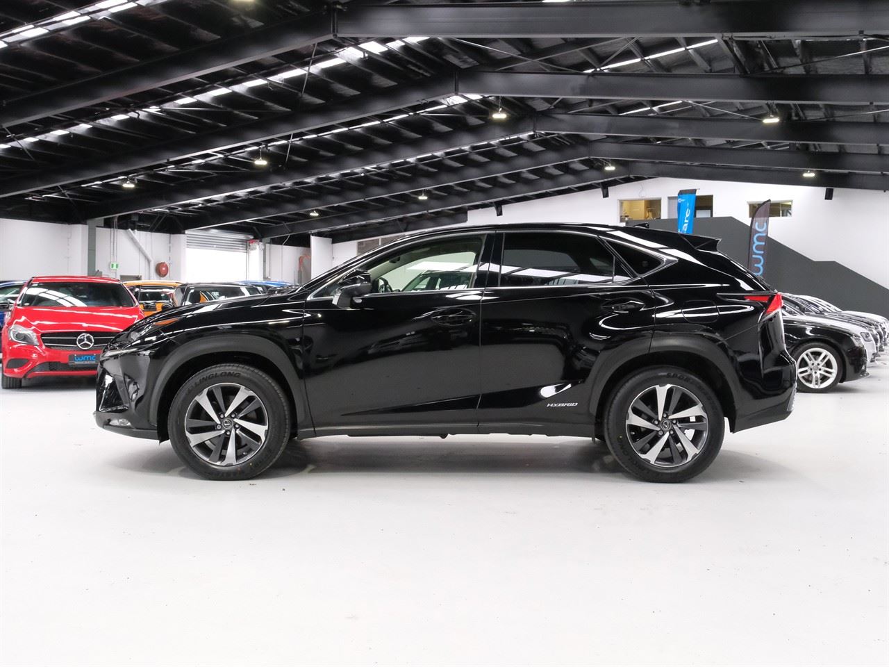 Vehicle image 5