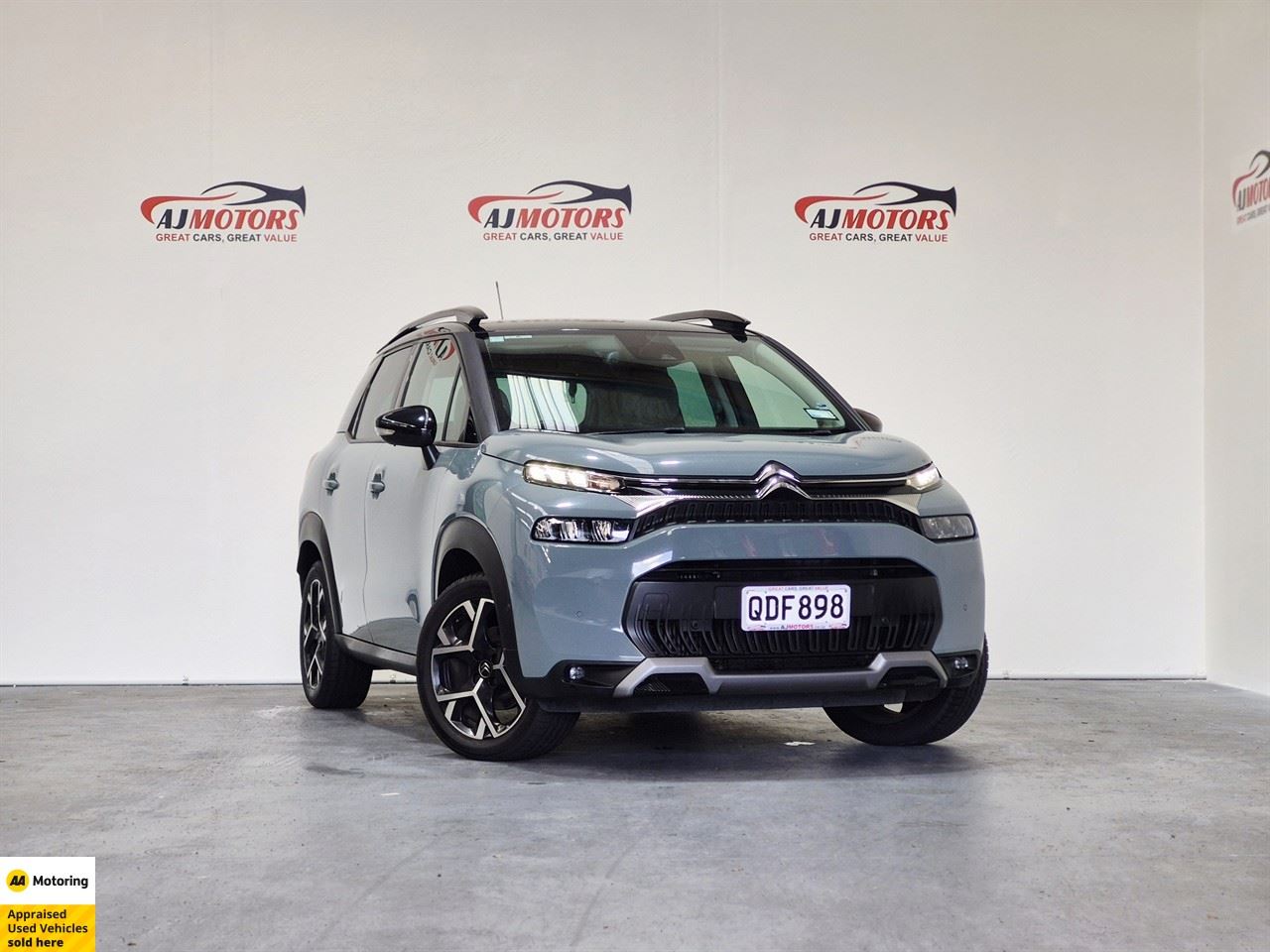 Vehicle image 1