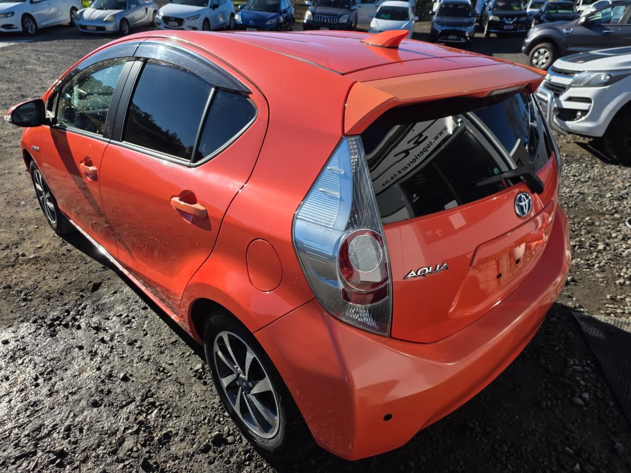 Vehicle image 3