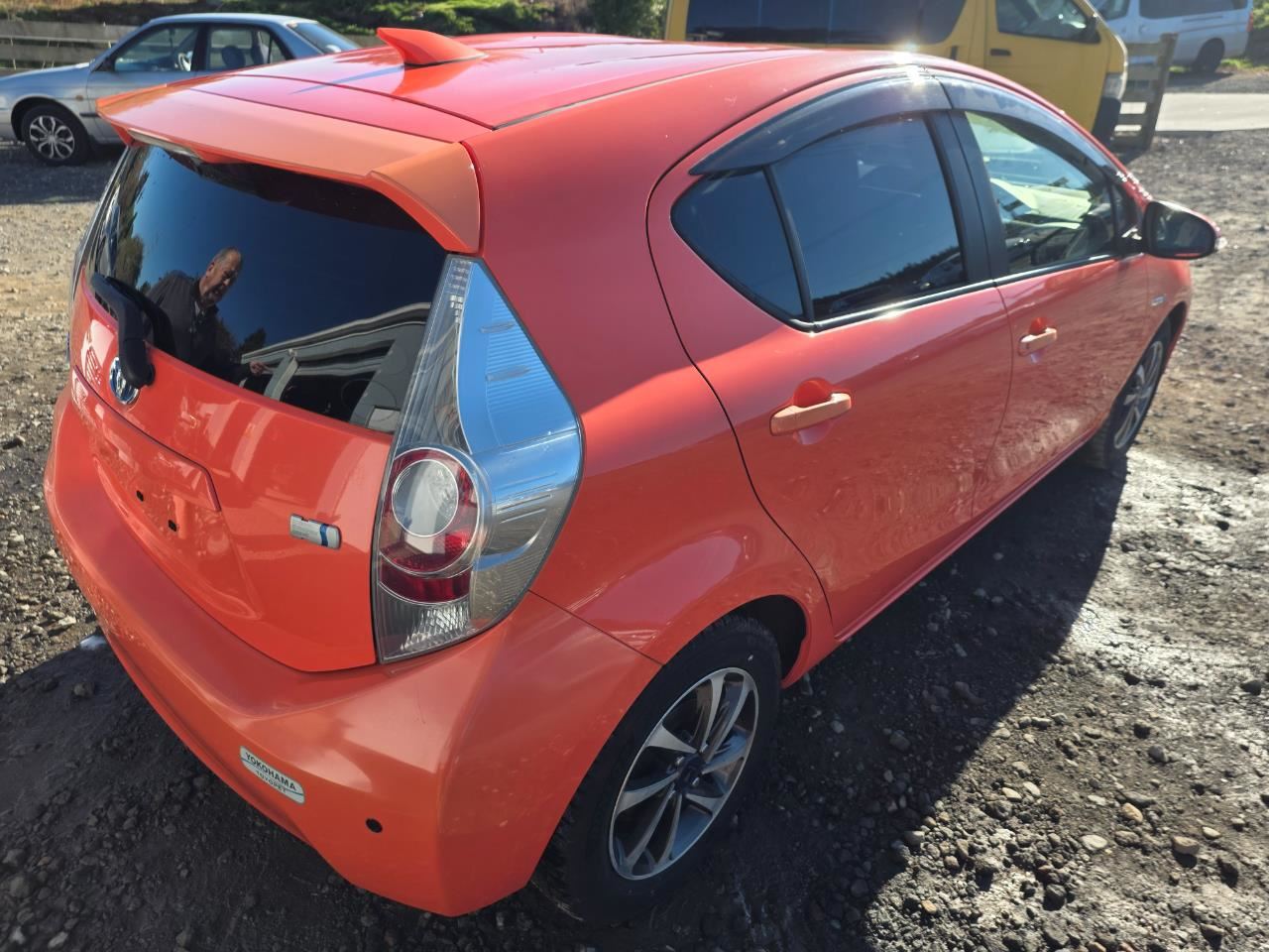 Vehicle image 4