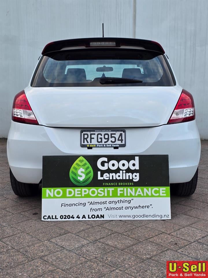 Vehicle image 4