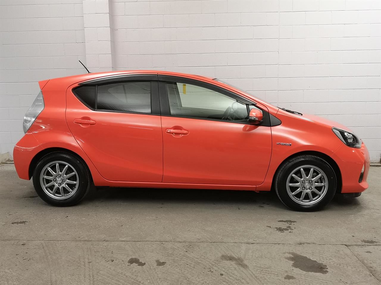Vehicle image 3