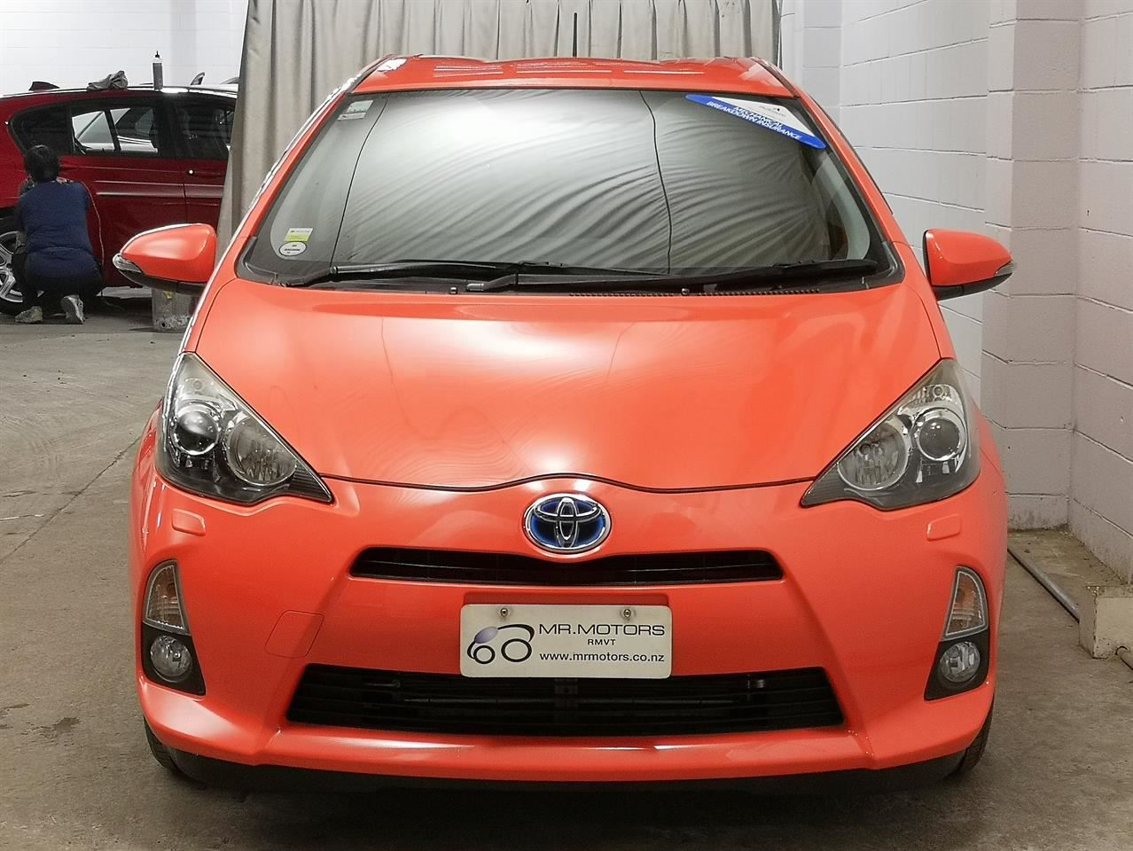 Vehicle image 4