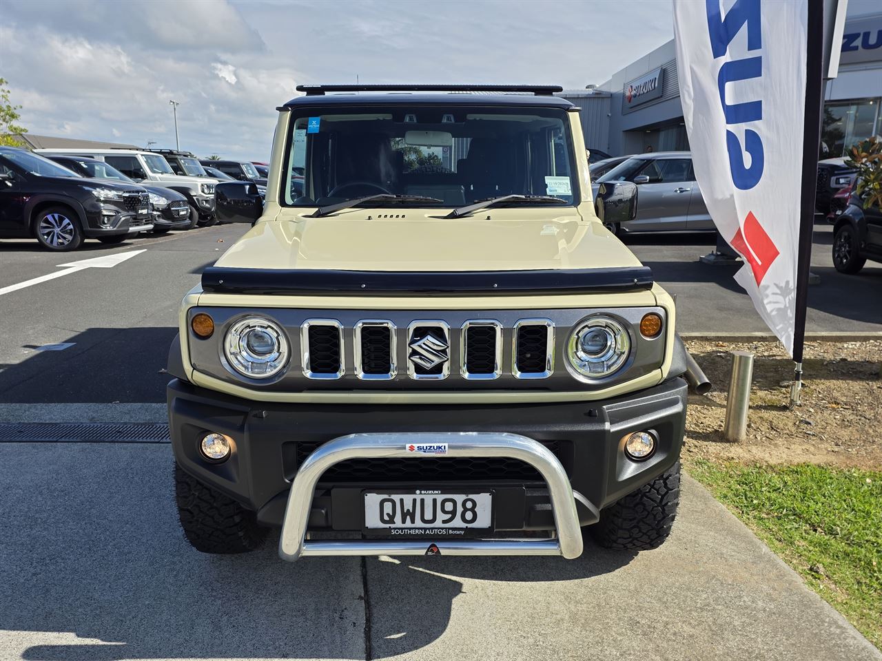 Vehicle image 3