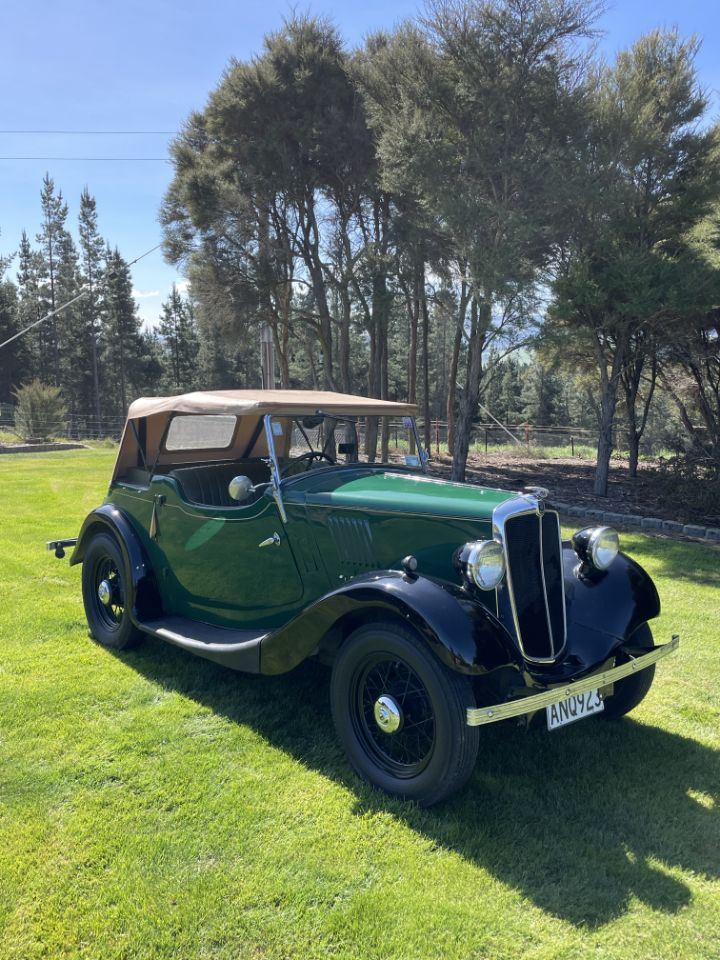 Vehicle image 4