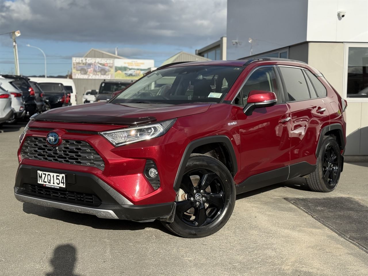 Vehicle image 5