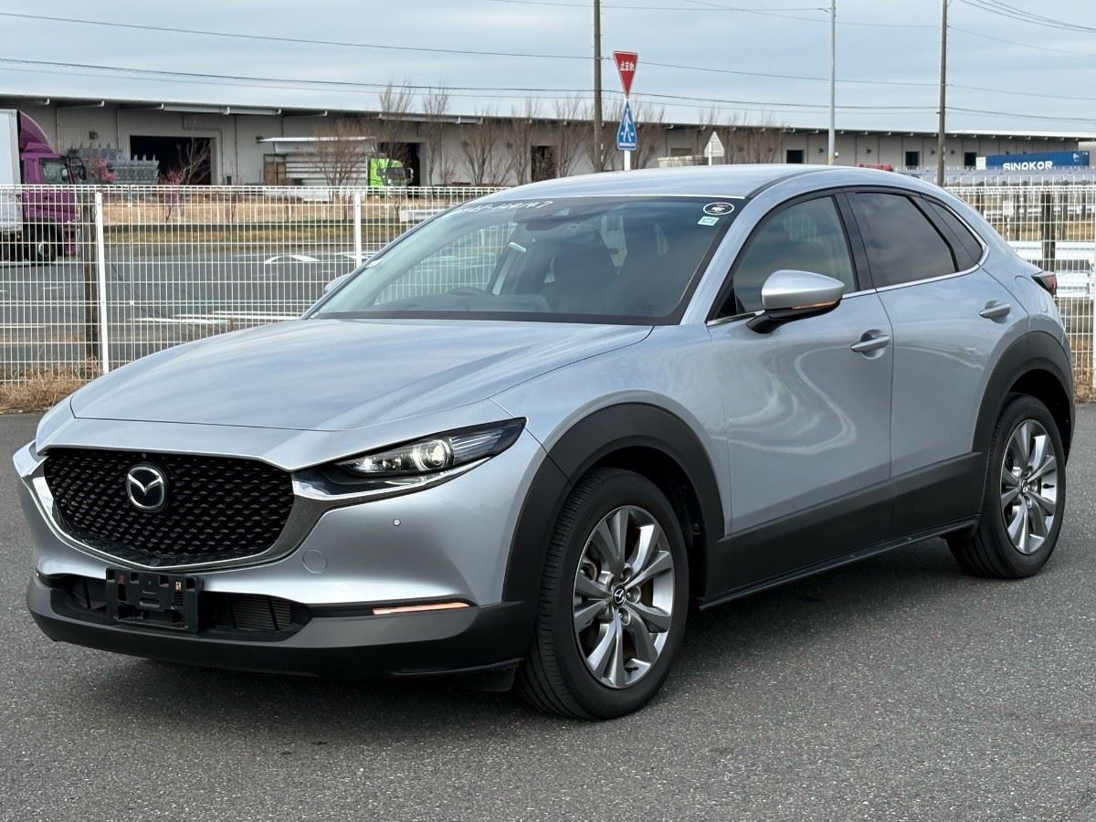 Vehicle image 4