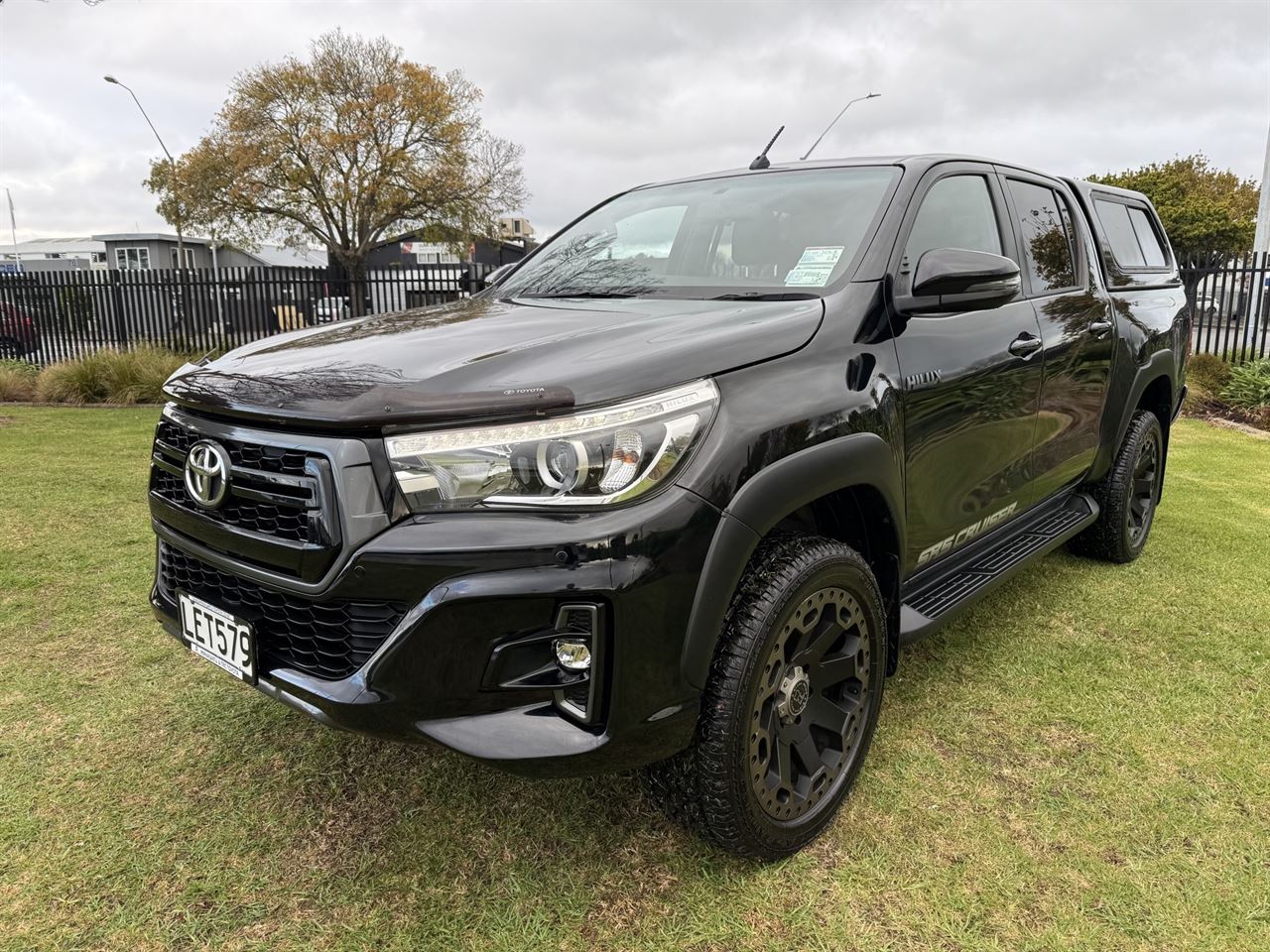 Vehicle image 4