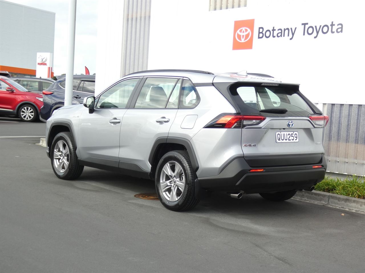 Vehicle image 3