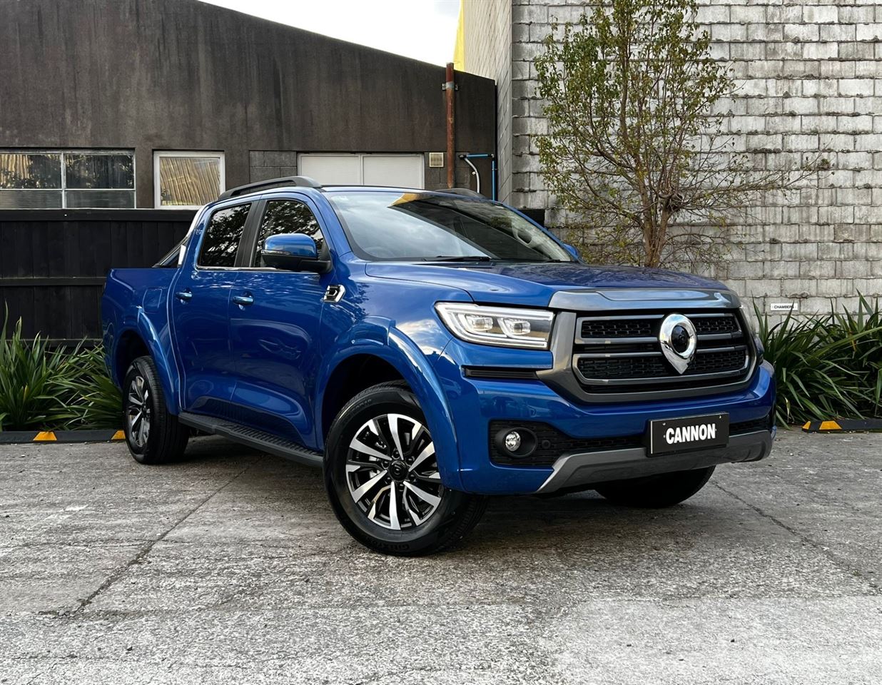 Vehicle image 1