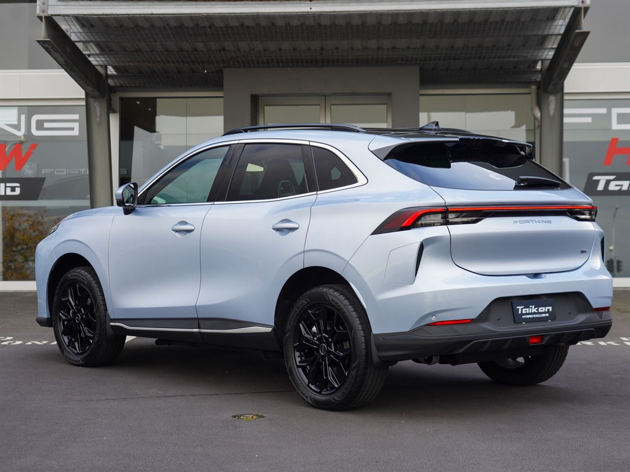 Vehicle image 3