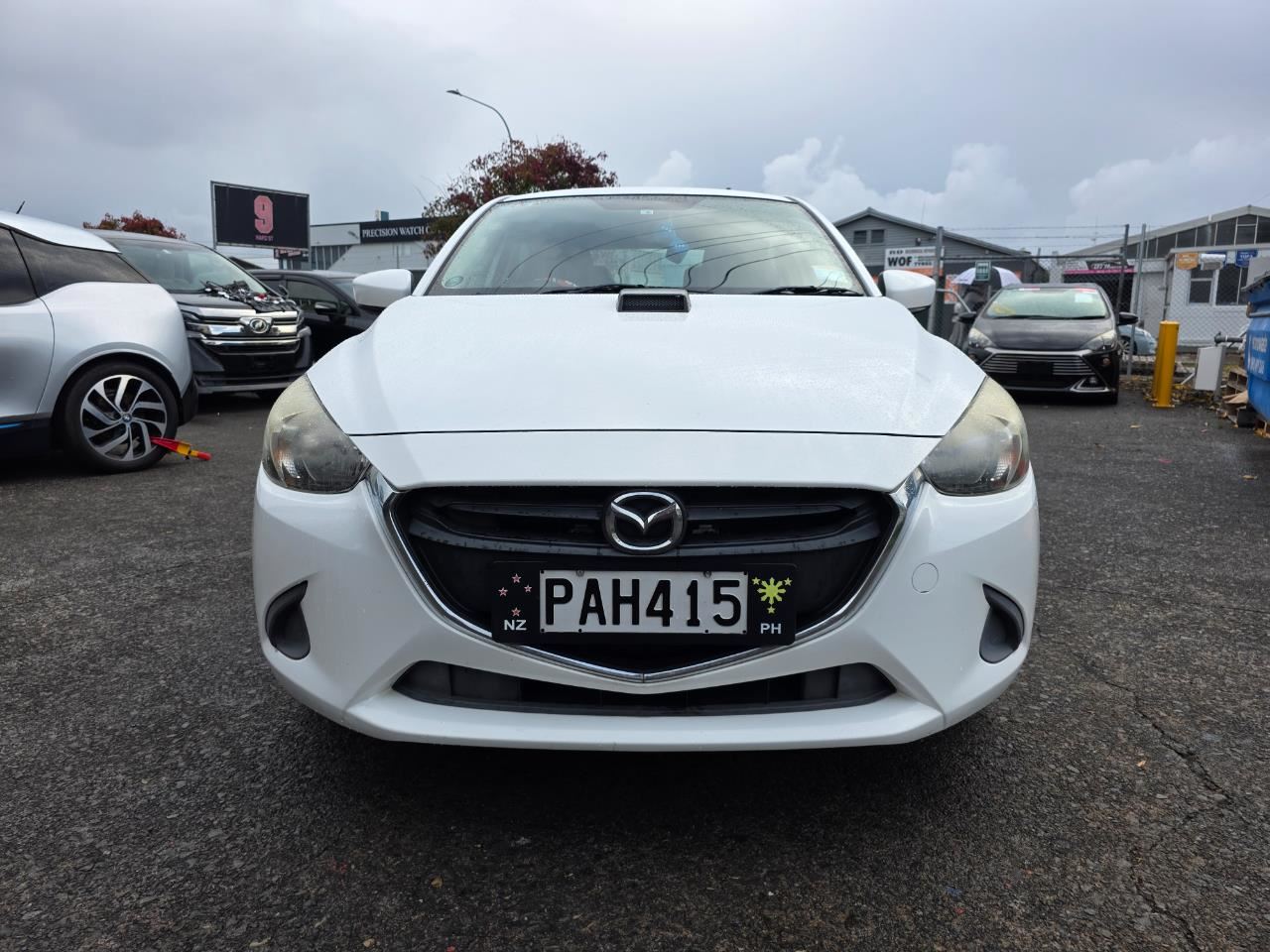 Vehicle image 3
