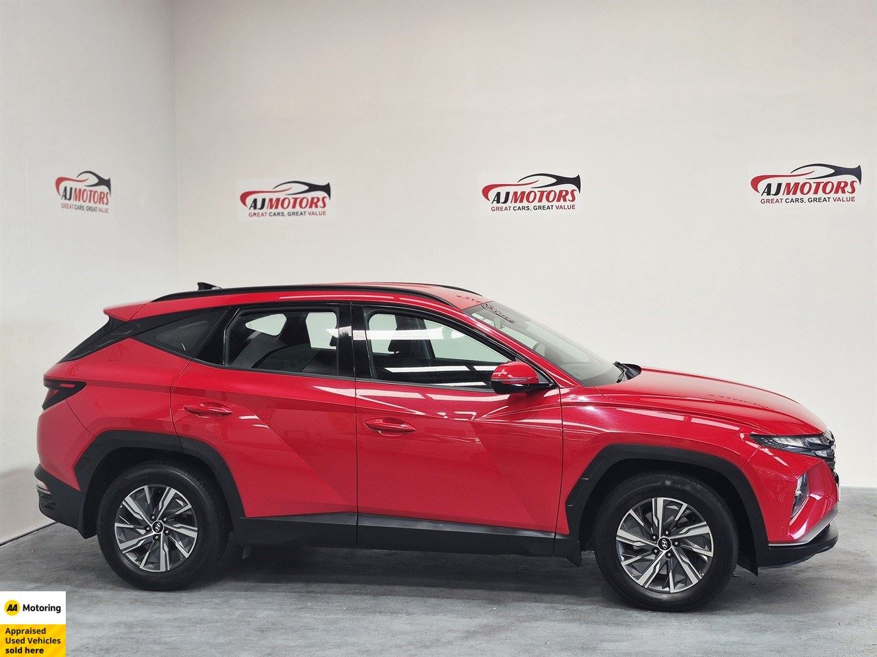 Vehicle image 3