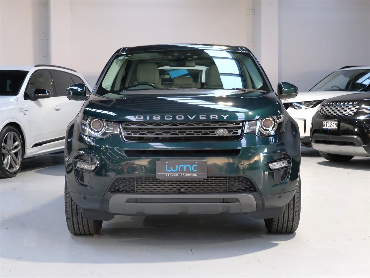 Vehicle image 3