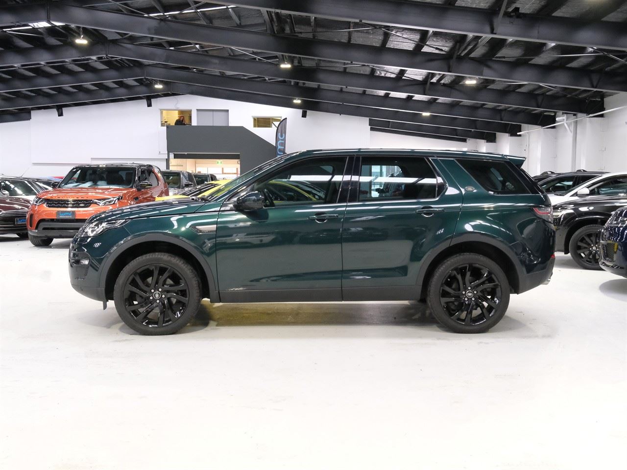 Vehicle image 5