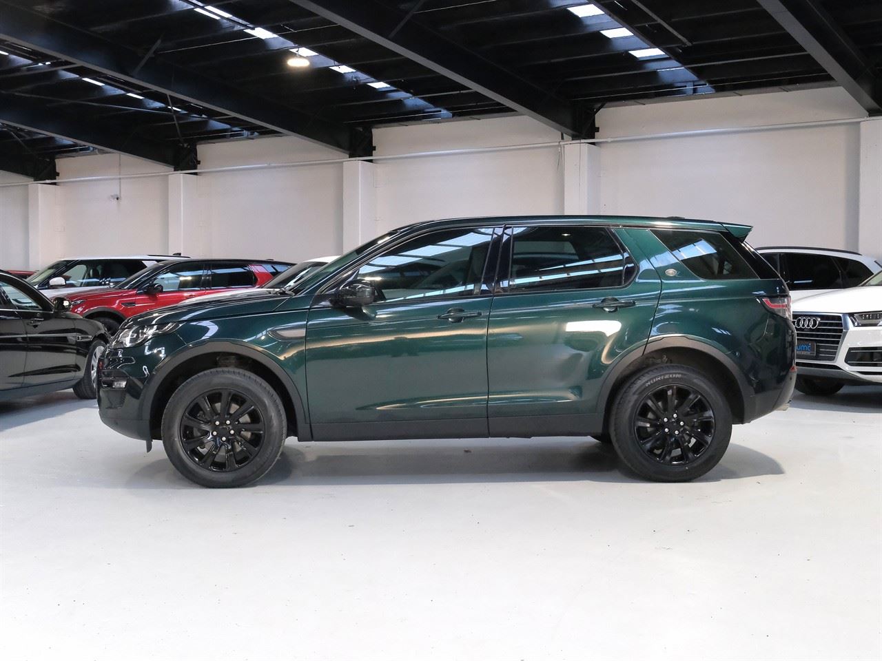 Vehicle image 5