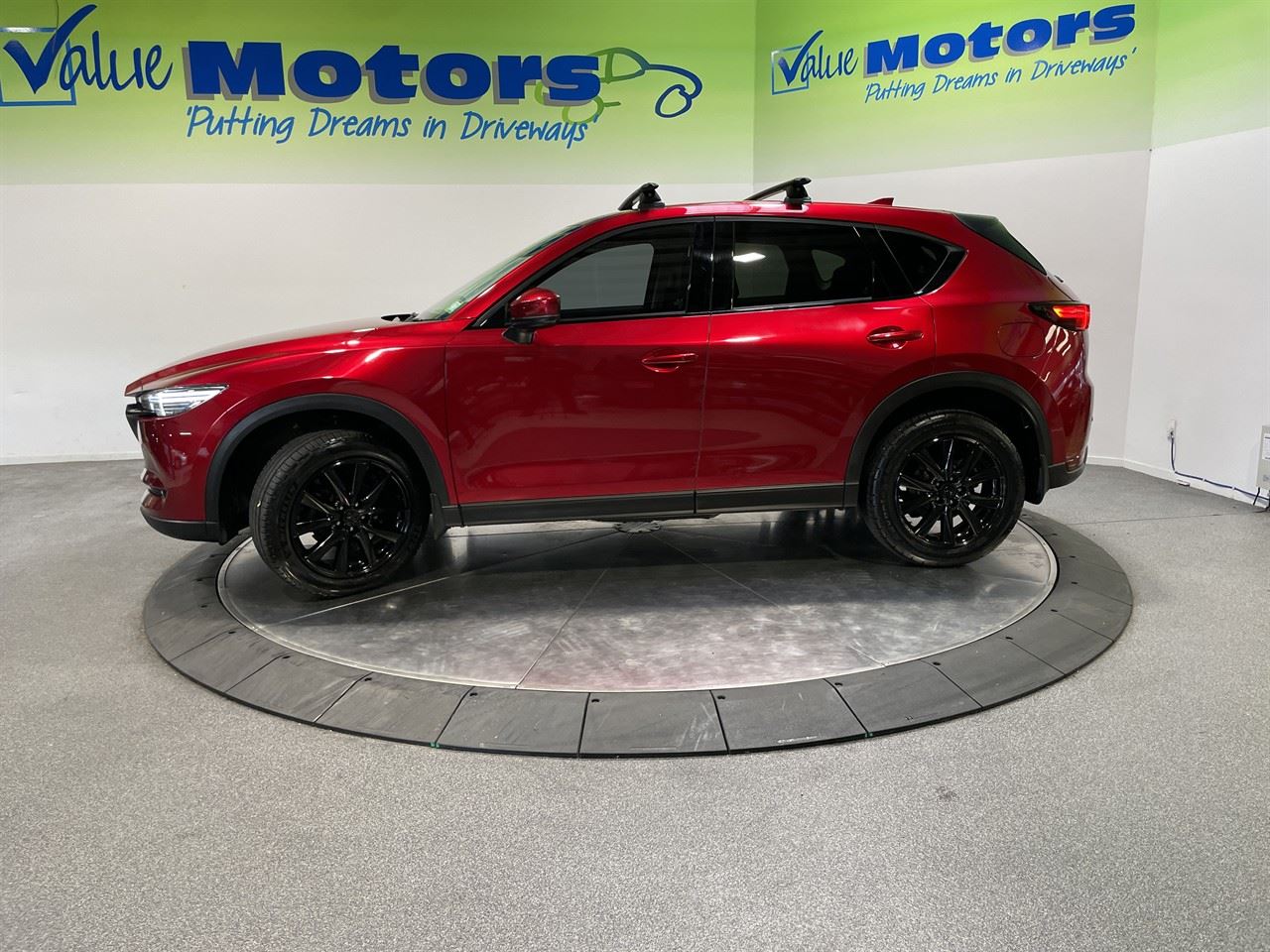 Vehicle image 4