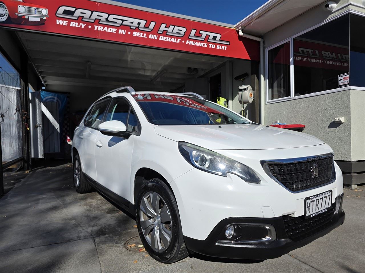 Vehicle image 1