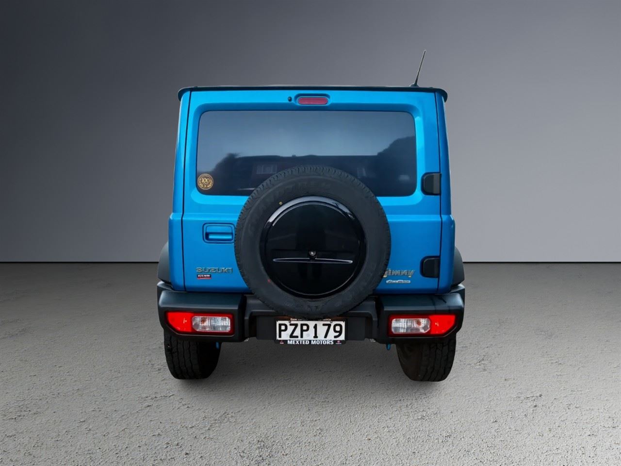 Vehicle image 4