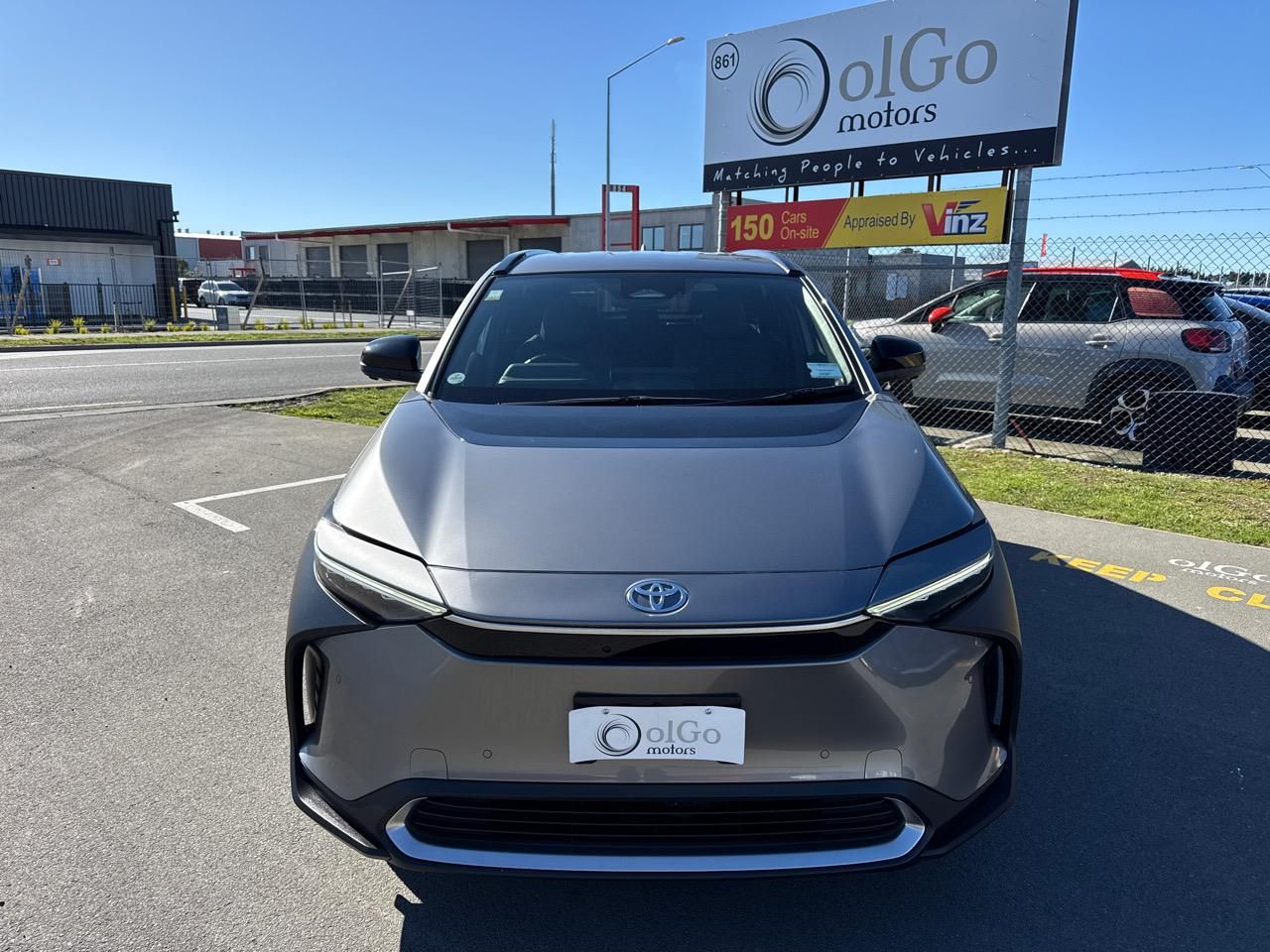 Vehicle image 3