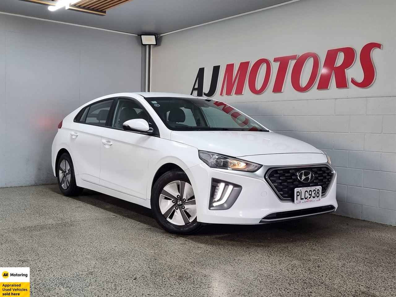 Vehicle image 1