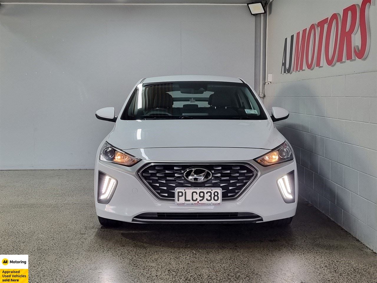 Vehicle image 2