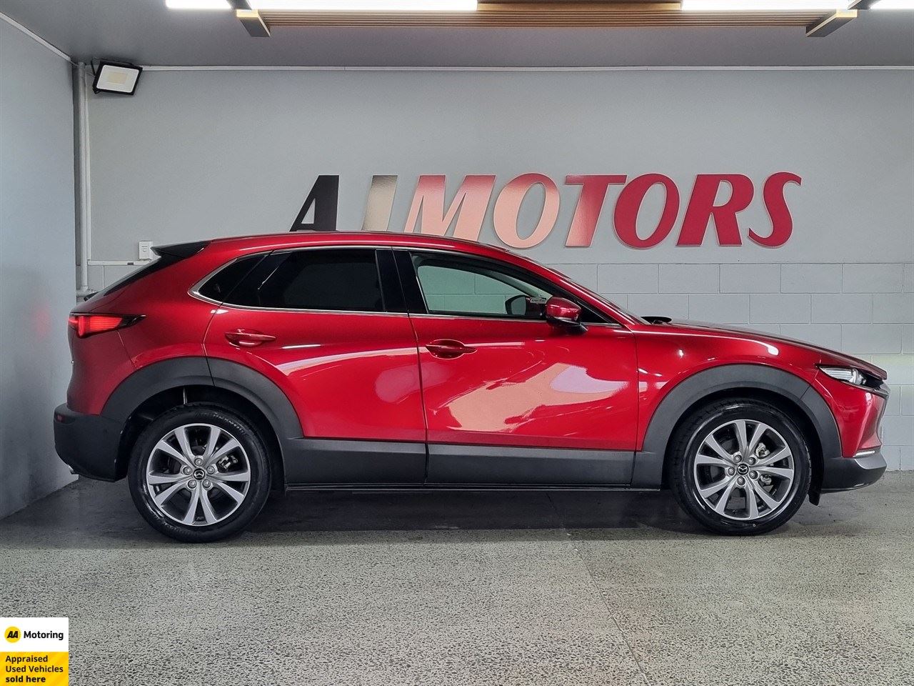 Vehicle image 5