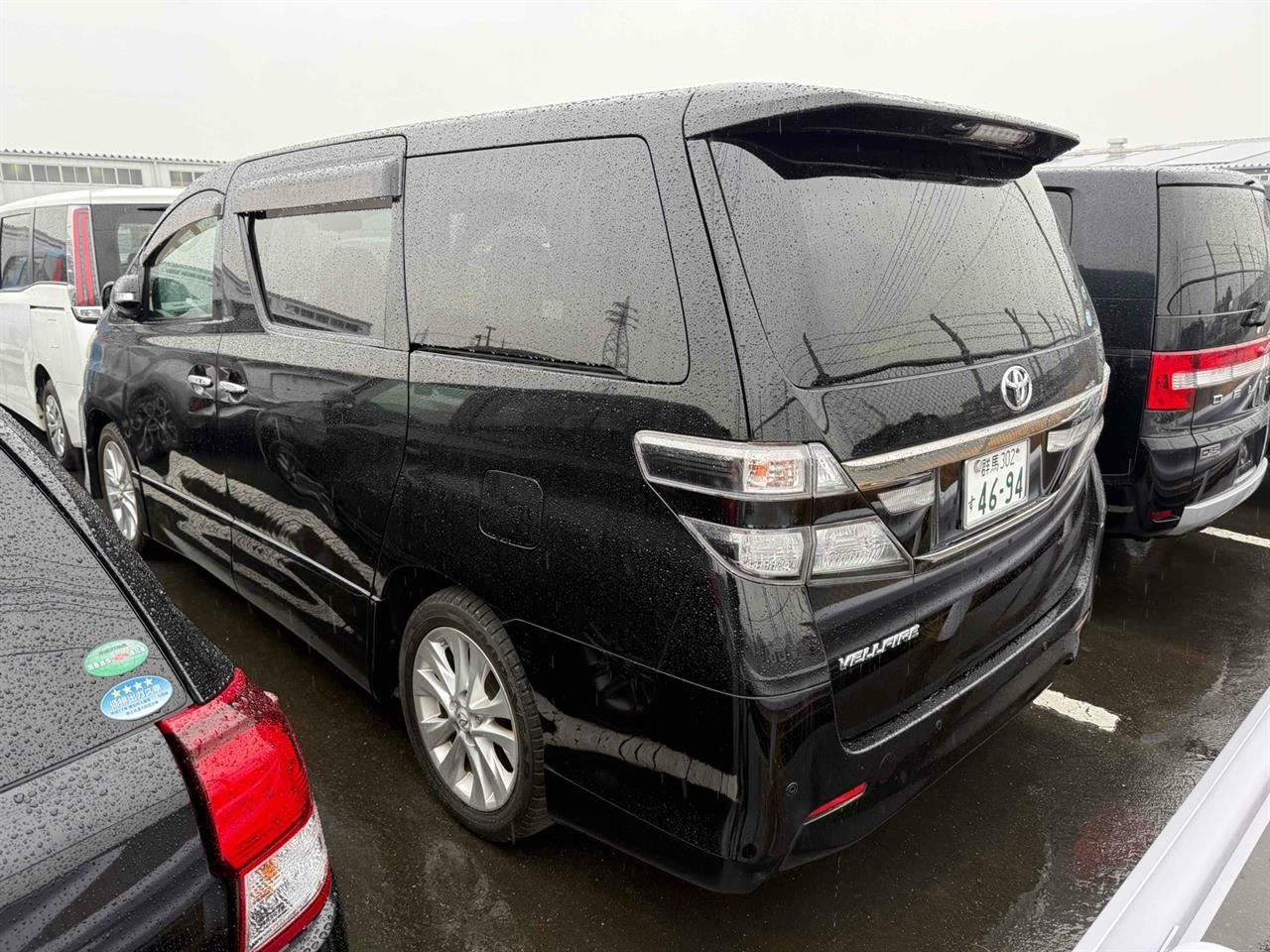 Vehicle image 4